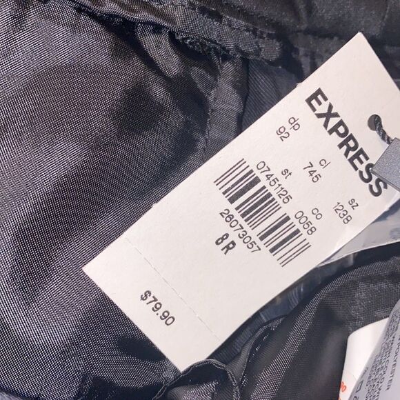 ✨ Express High Waisted Tab Button Ankle Pant✨ - Picture 7 of 11